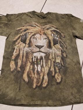 RAINFOREST Olive Green Lion Graphic Short Sleeve Tee